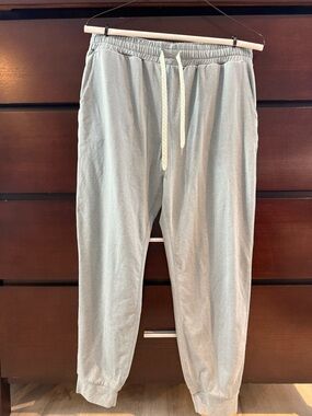Vuori Performance Jogger